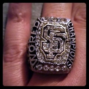 WHITE GOLD FILLED 2014 SAN FRANCISCO GIANTS RING